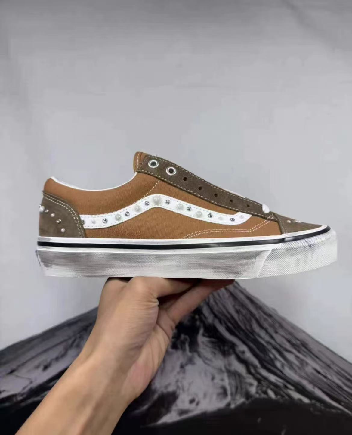 Vans Old Skool 36 Premium Pearlized Brown Color