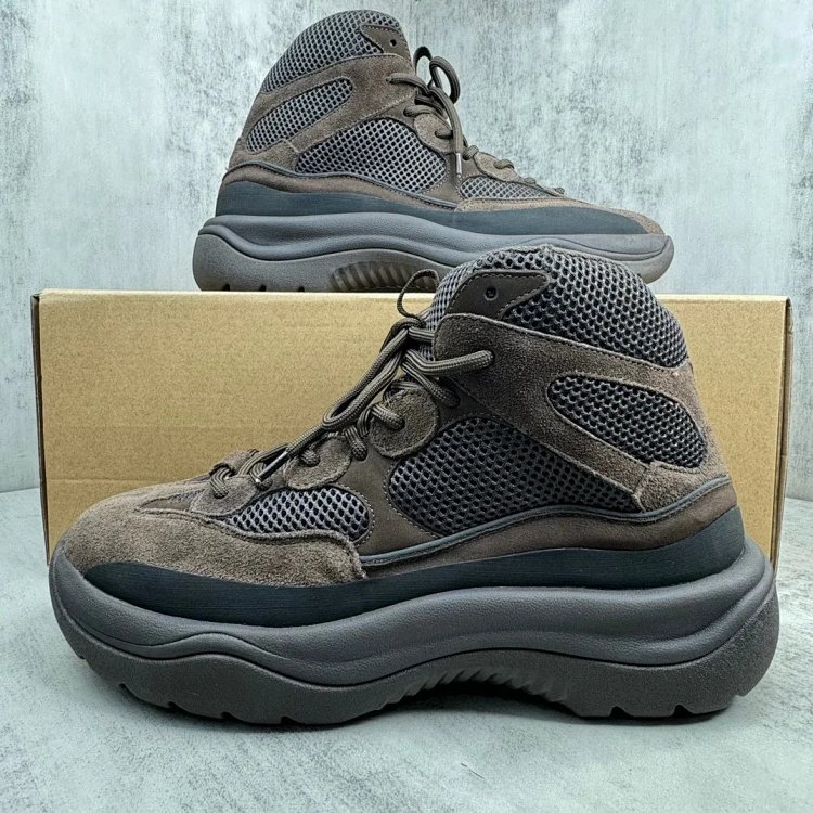 adidas Yeezy Desert Boot 